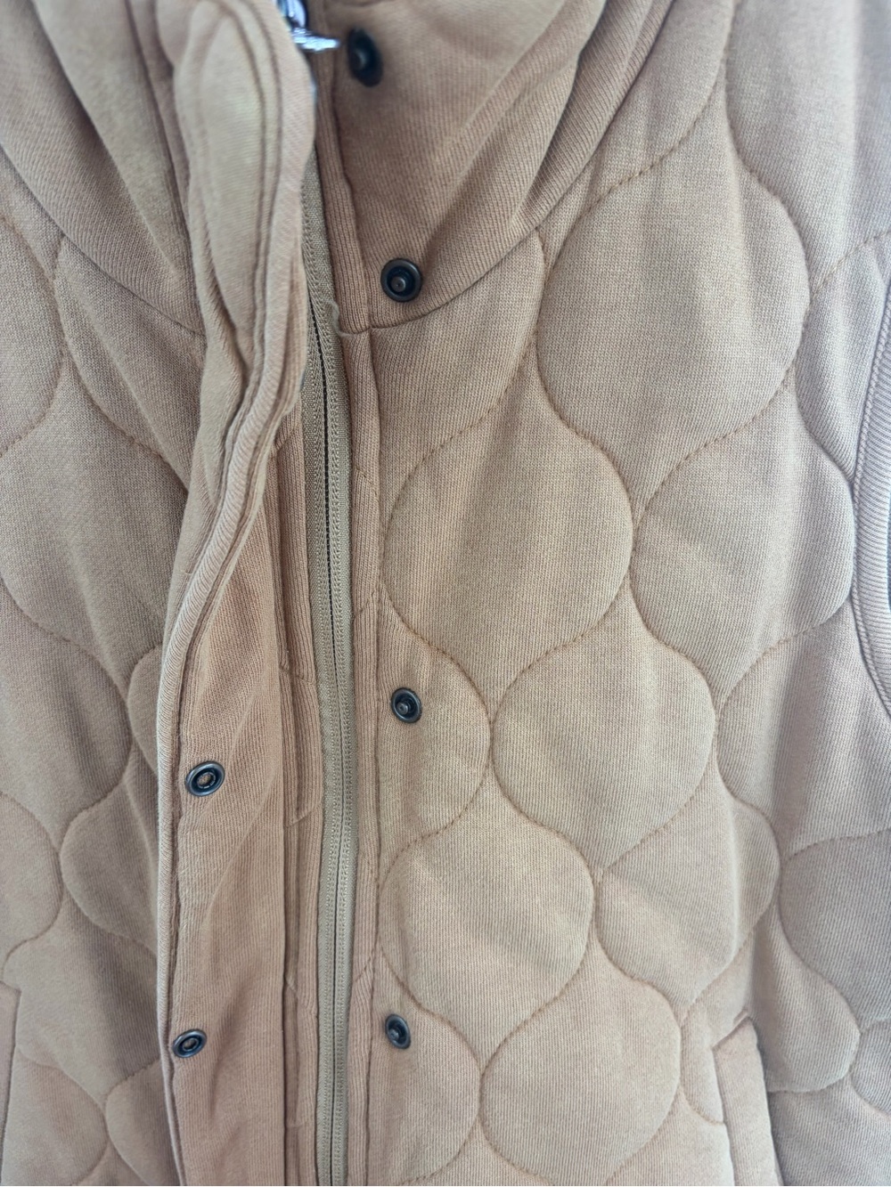 Calia quilted full zip snap front vest camel tan women’s S cozy chic - Picture 4 of 7